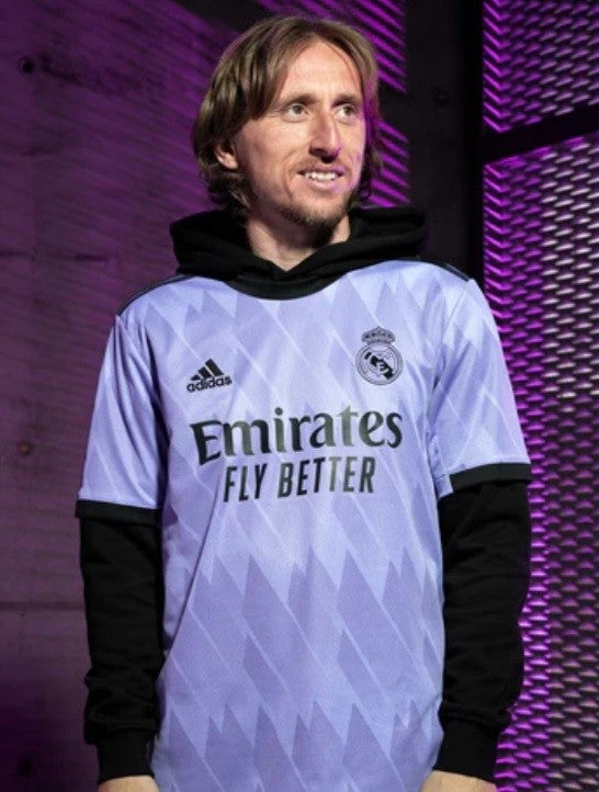 GOSTUJOČI DRES REAL MADRID C.F. 2022/23