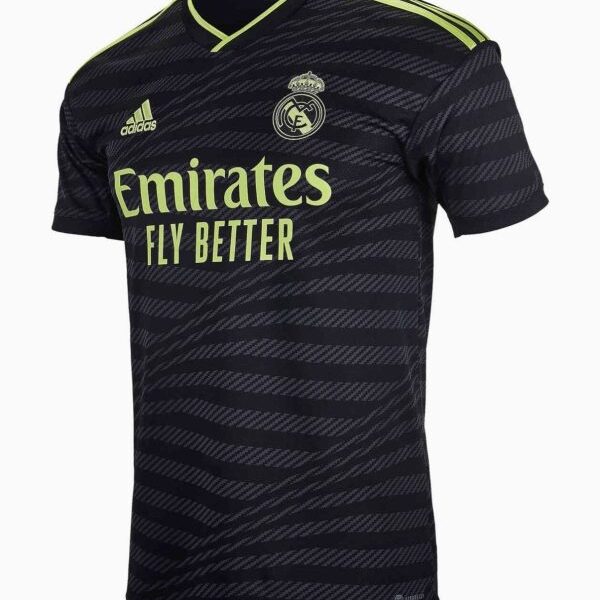 GOSTUJOČI TRETJI DRES REAL MADRID C.F. 2022/23